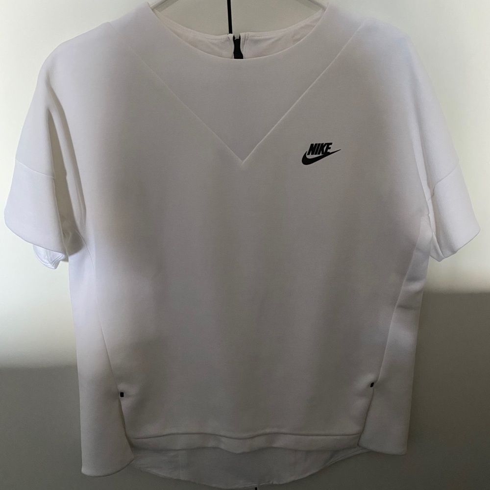 Nike tech fleece crew